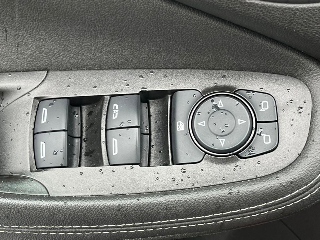 Used 2024 Buick Encore GX Sport Touring AWD/4WD image 14