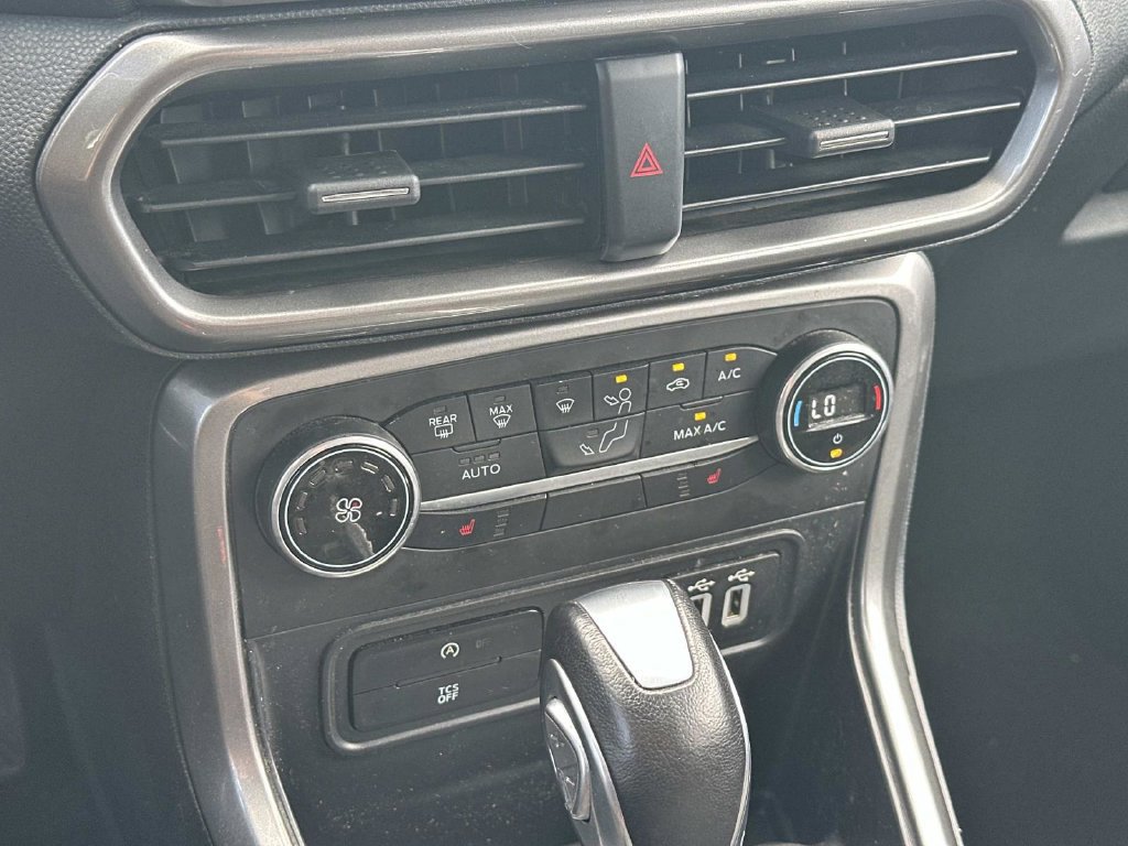 Used 2021 Ford EcoSport SE w/ SE Convenience Package AWD/4WD image 32