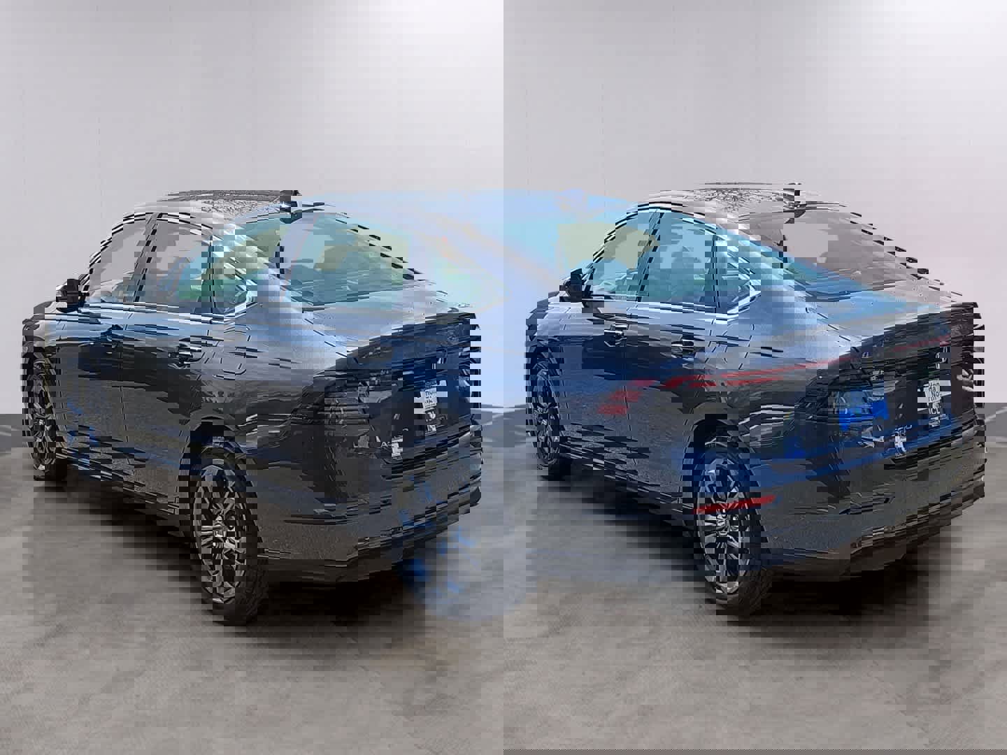 Used 2023 Honda Accord EX image 6