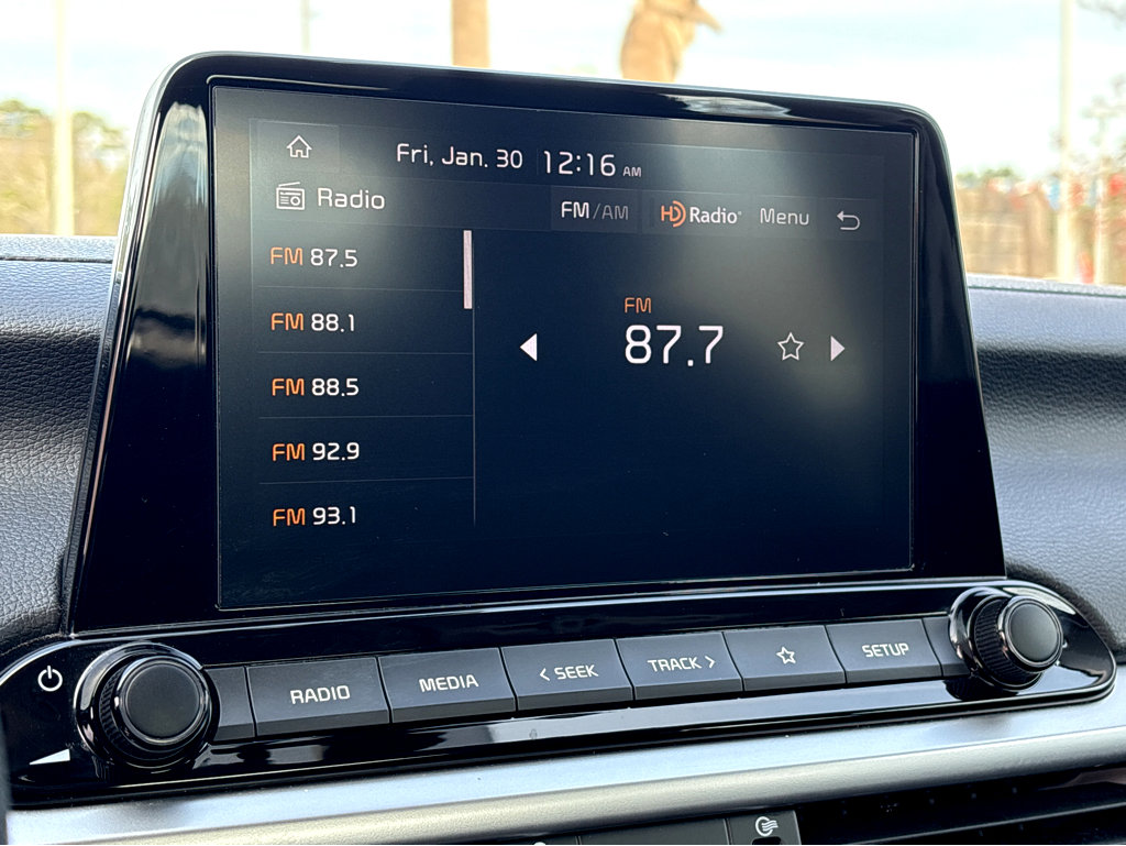 Used 2024 Kia Forte LXS image 6