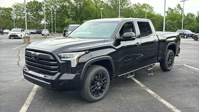 New 2026 Toyota Tundra Limited AWD/4WD image 3