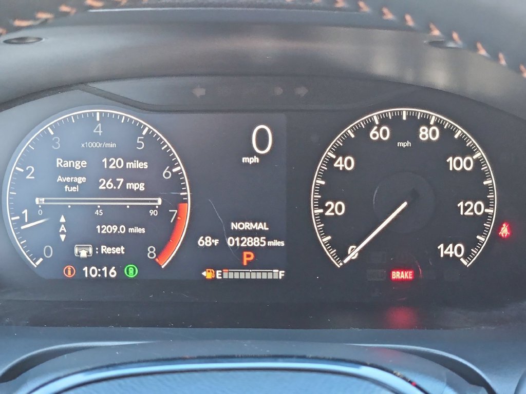 Used 2025 Honda HR-V Sport image 16