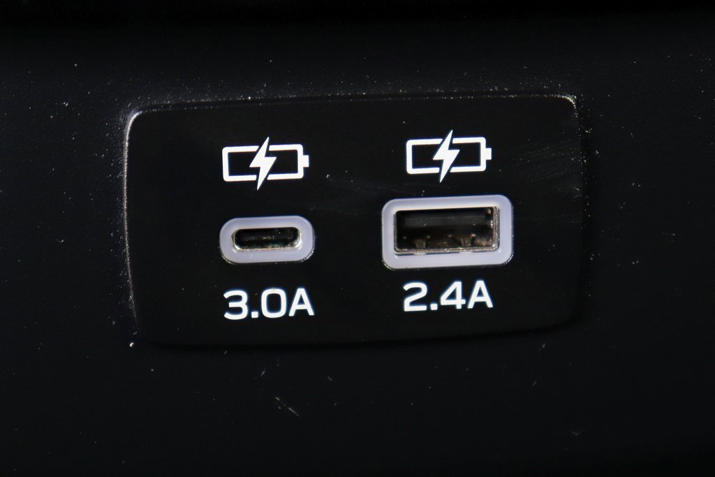 Used 2023 Subaru Outback Premium image 27