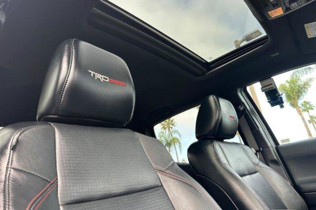 Used 2021 Toyota Tacoma TRD Pro AWD/4WD image 17