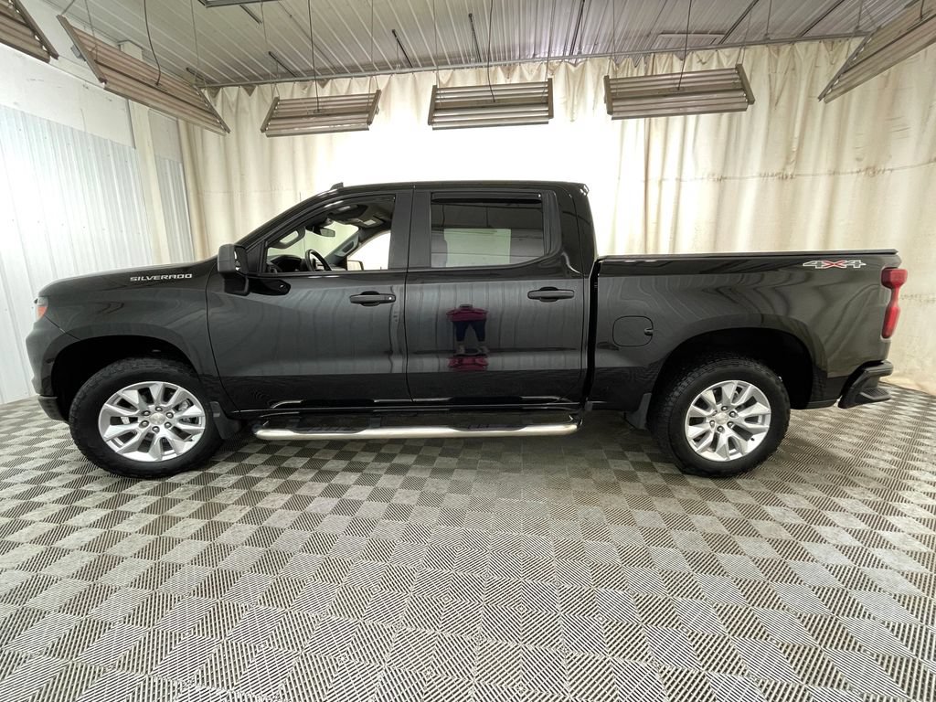 Certified 2024 Chevrolet Silverado 1500 Custom AWD/4WD image 15
