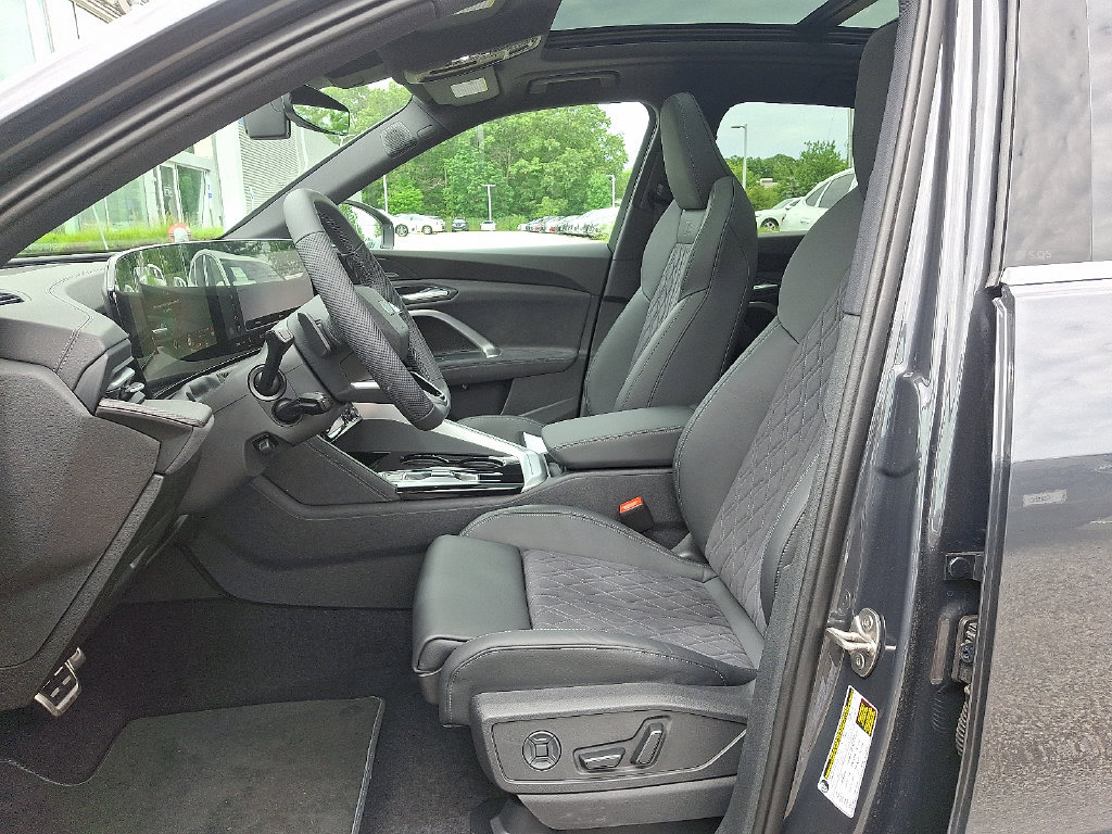 New 2026 Audi SQ5 Premium Plus AWD/4WD image 6