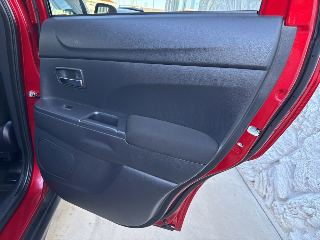 Used 2022 Mitsubishi Outlander Sport ES image 29