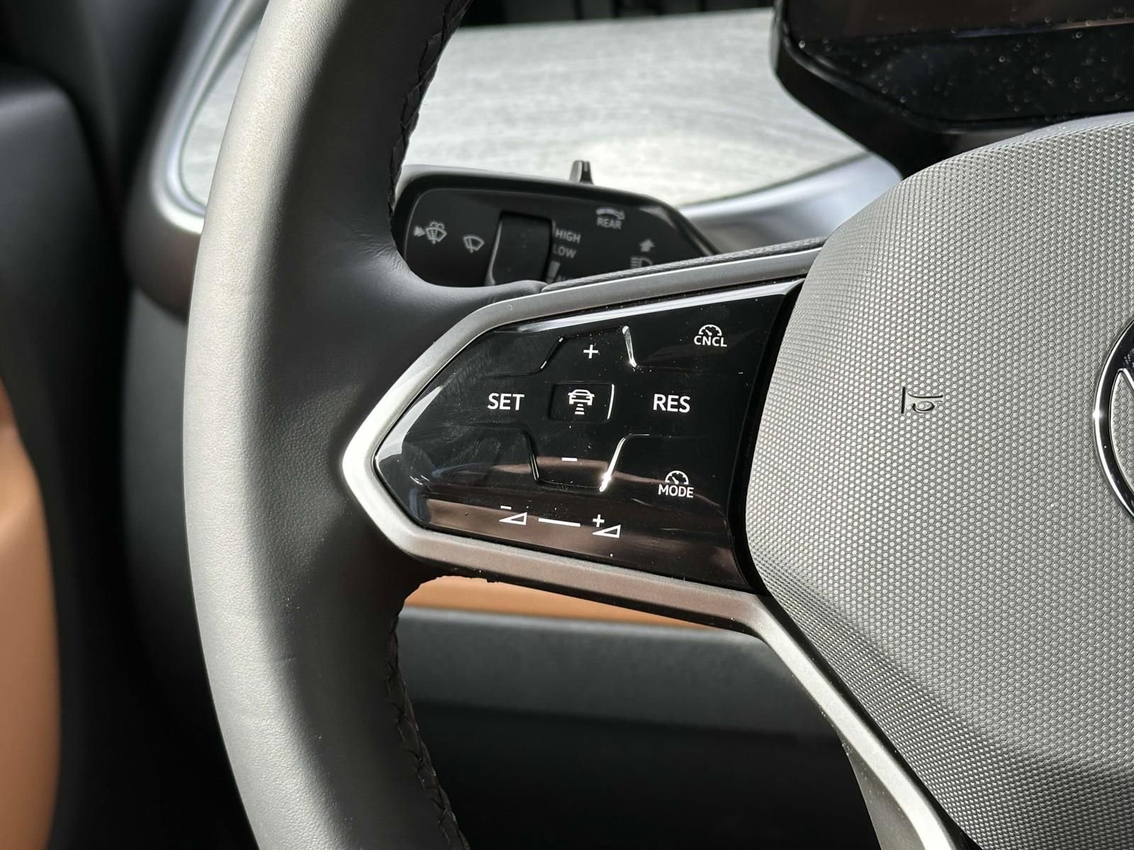 New 2025 Volkswagen ID. Buzz Pro S image 14