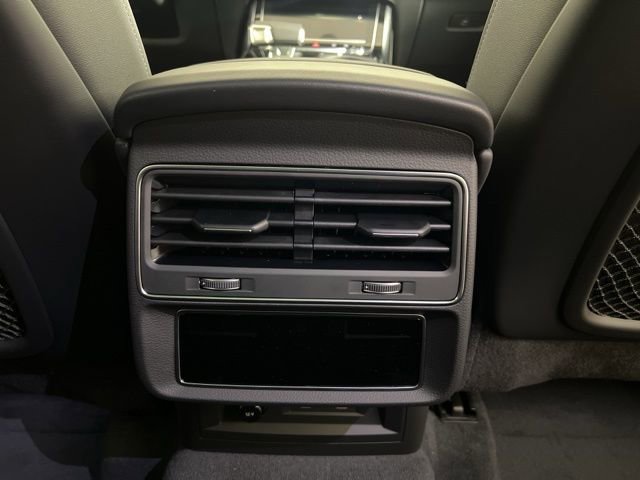 New 2026 Audi Q7 3.0T Premium Plus image 16