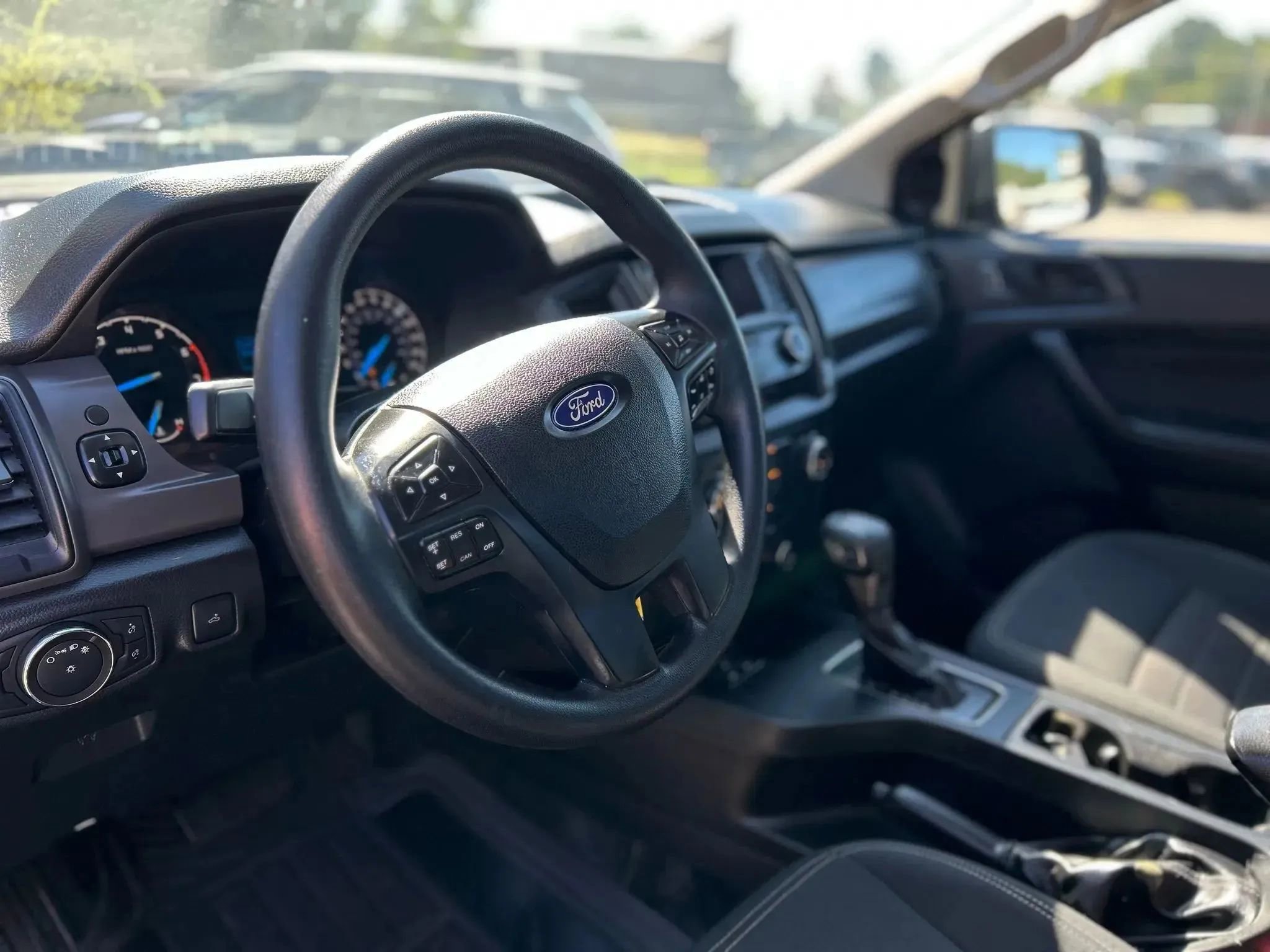 Used 2019 Ford Ranger XL w/ Equipment Group 101A Mid RWD image 12