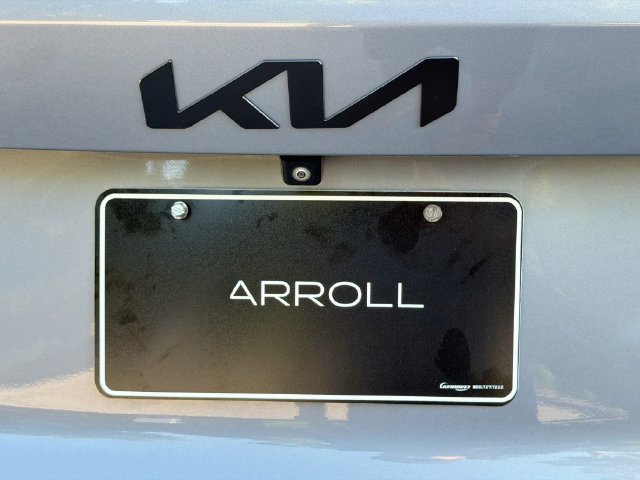 Used 2025 Kia Sorento SX AWD/4WD image 11