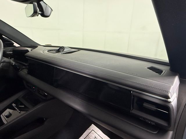 Used 2025 Porsche Macan 4S Electric image 29