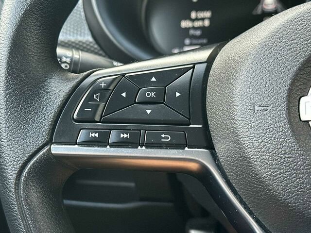 Used 2024 Nissan Kicks SV FWD image 28