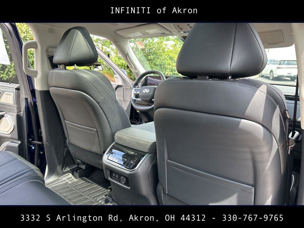 Certified 2025 INFINITI QX80 Sensory image 40