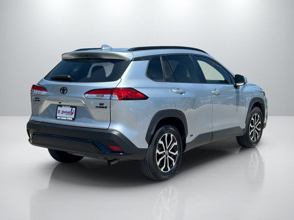 Used 2023 Toyota Corolla Cross AWD Hybrid image 5