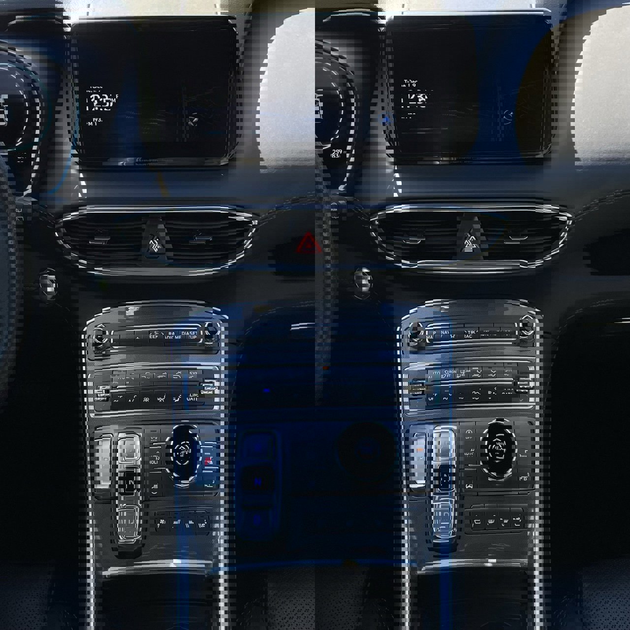 Used 2023 Hyundai Santa Fe Calligraphy image 17