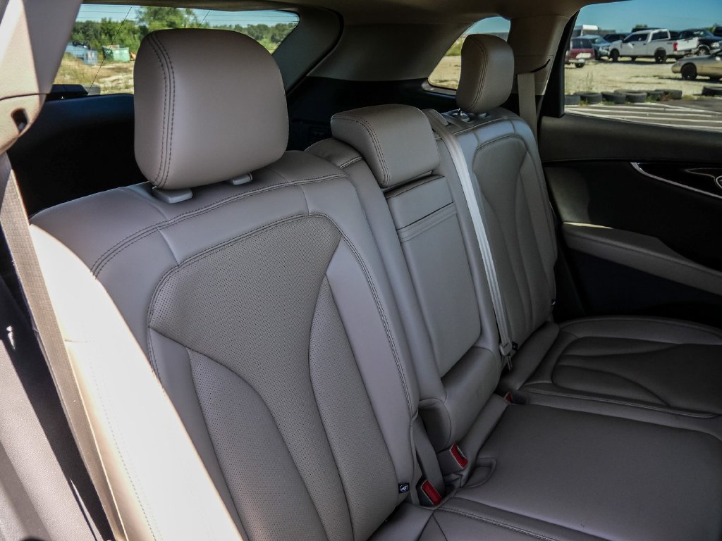 Used 2023 Lincoln Nautilus Reserve AWD/4WD image 25