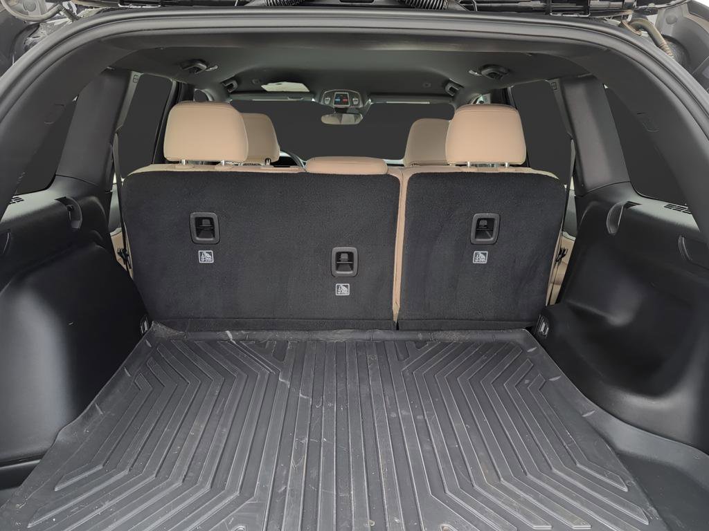 Used 2023 Jeep Grand Cherokee Limited image 15