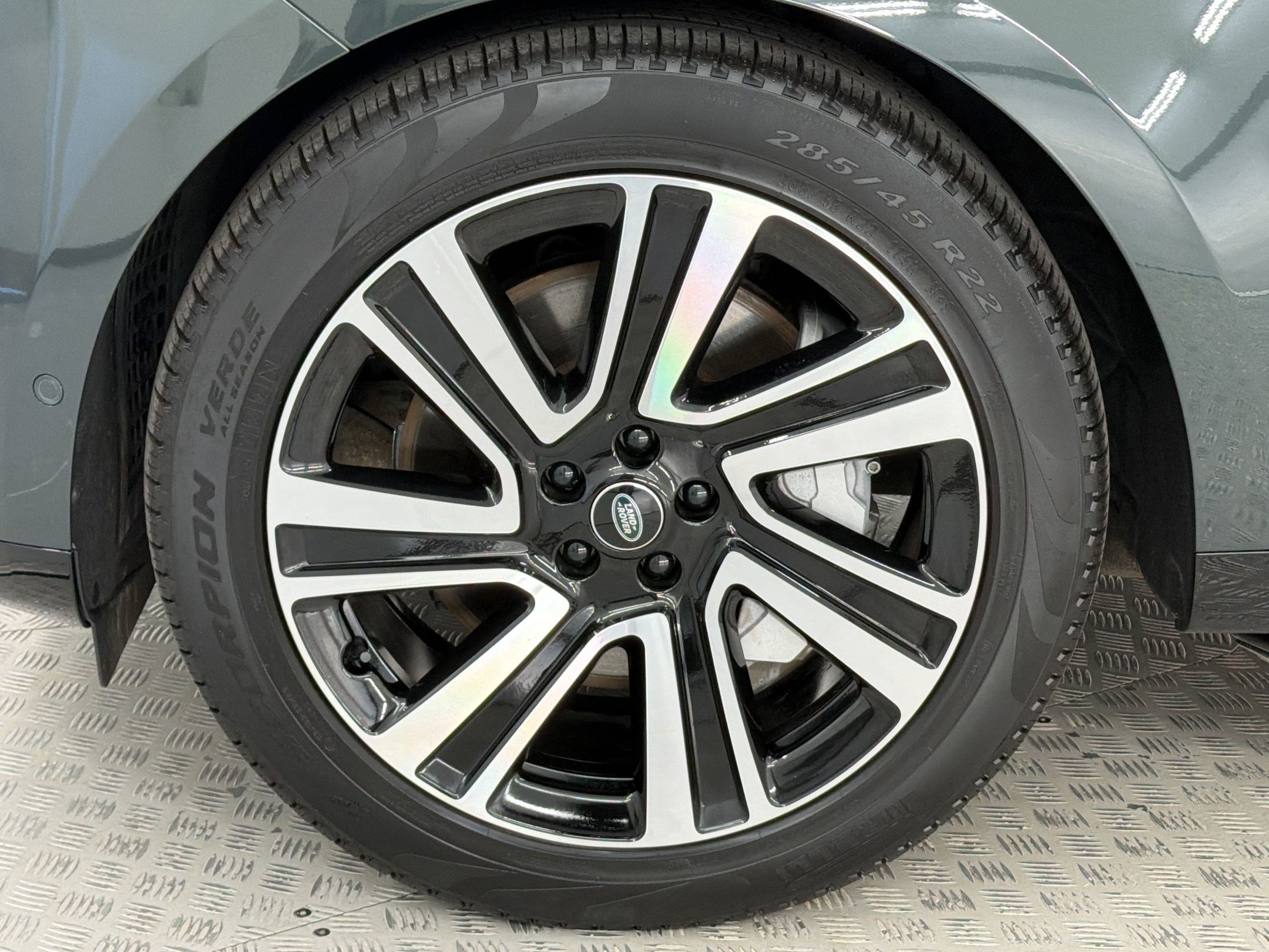 Used 2023 Land Rover Range Rover SE AWD/4WD image 11
