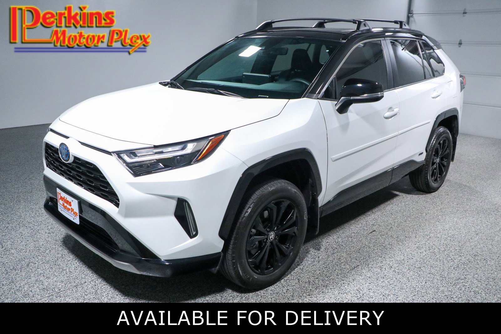Used 2024 Toyota RAV4 XSE image 1