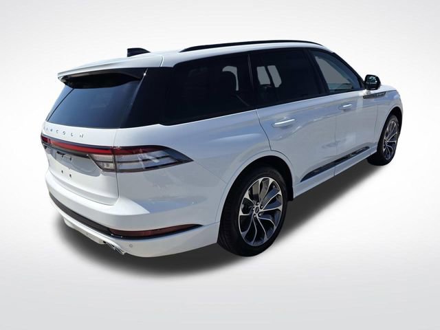 New 2025 Lincoln Aviator 2WD image 3