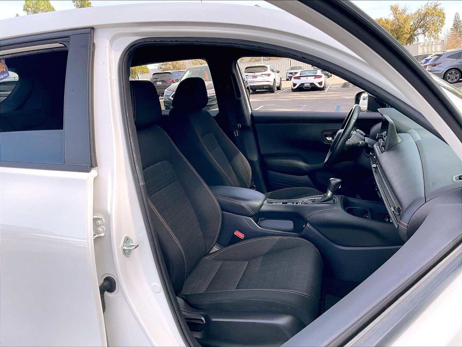 Used 2023 Honda HR-V Sport image 10