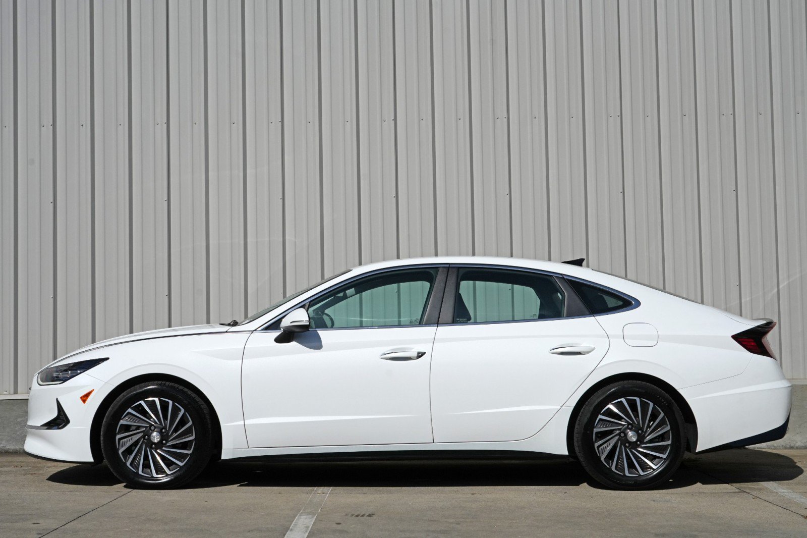 Used 2023 Hyundai Sonata SEL FWD image 8