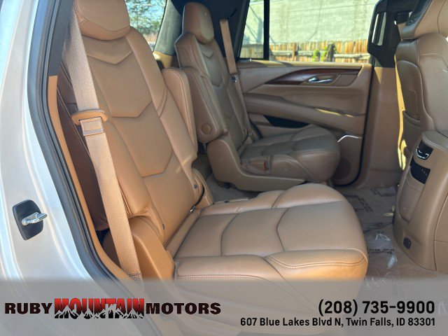 Used 2017 Cadillac Escalade Platinum AWD/4WD image 21