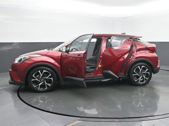 Used 2018 Toyota C-HR XLE FWD image 51