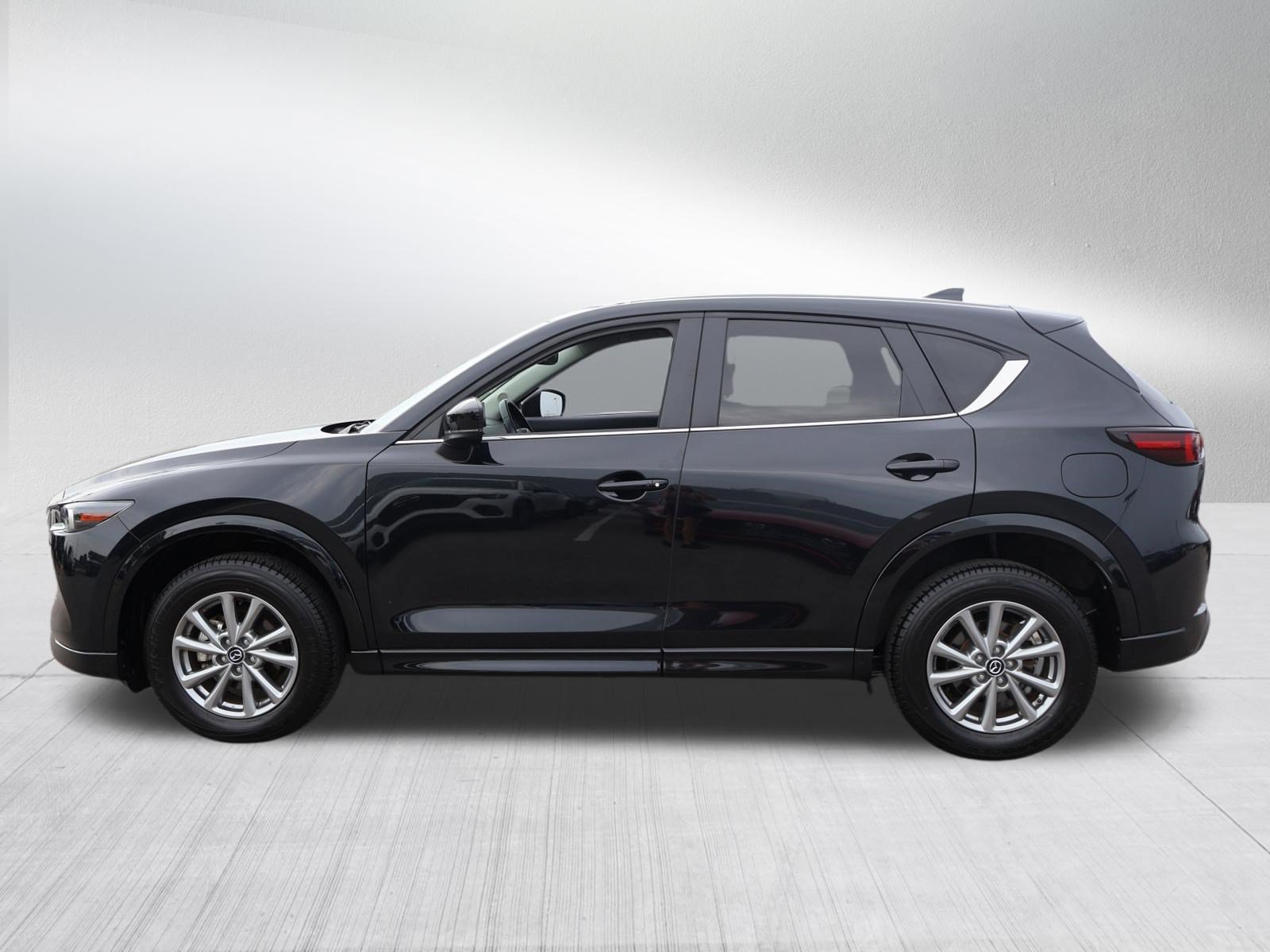 Used 2025 MAZDA CX-5 AWD 2.5 S w/ Preferred Package image 4
