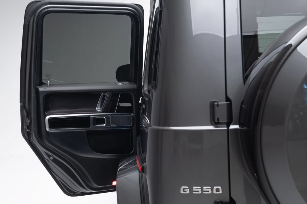 Used 2022 Mercedes-Benz G 550 image 20
