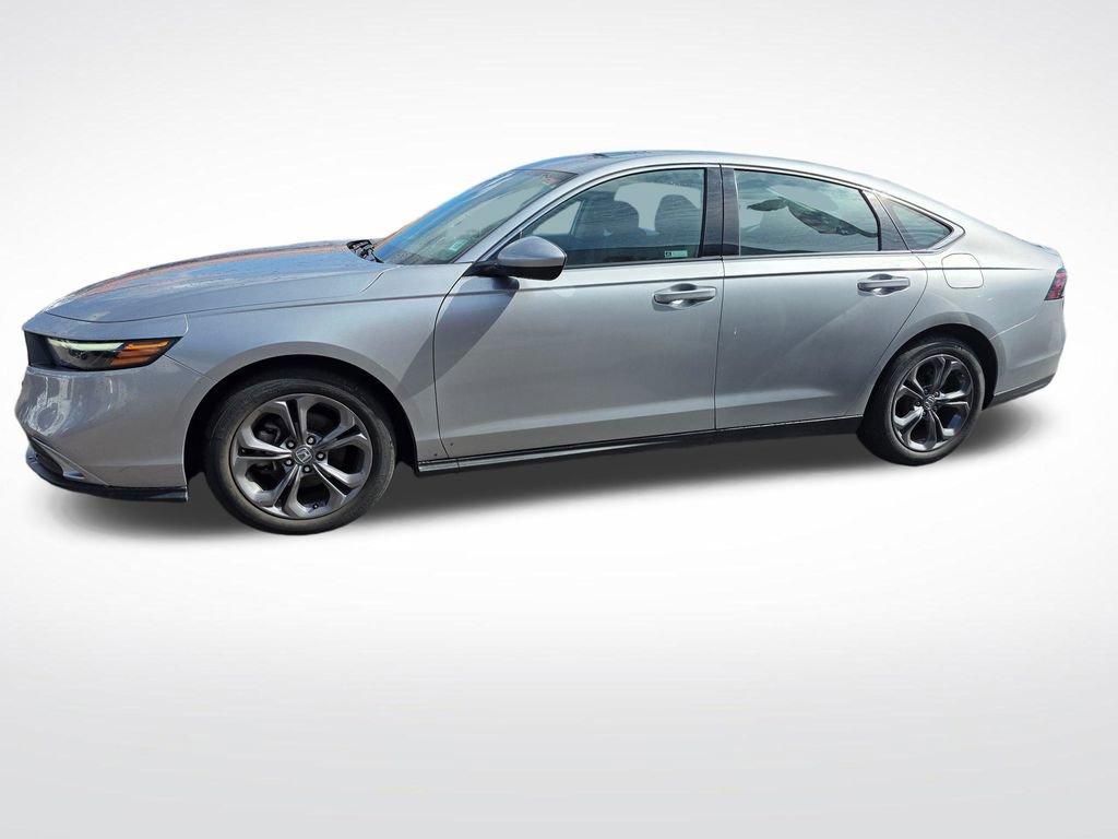 Used 2023 Honda Accord EX image 6