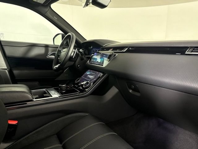 Used 2019 Land Rover Range Rover Velar R-Dynamic SE AWD/4WD image 33