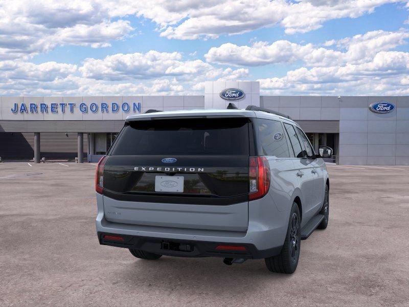 New 2026 Ford Expedition Active RWD image 8