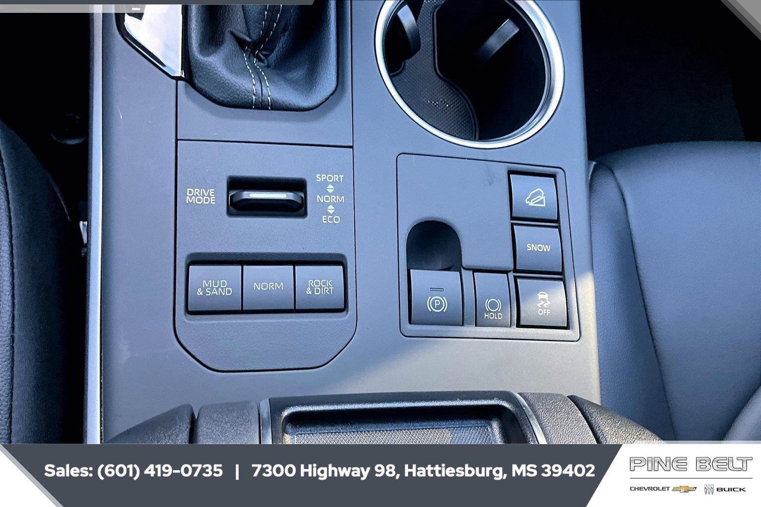 Used 2026 Toyota Highlander XLE AWD/4WD image 23