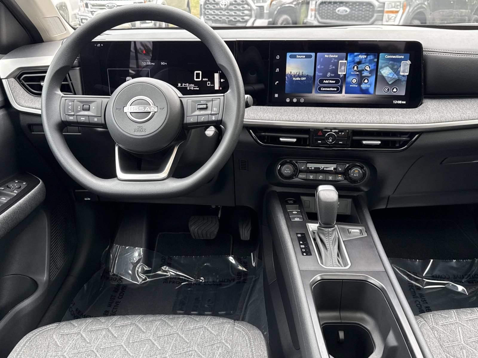 Used 2026 Nissan Kicks SV w/ SV Premium Package AWD/4WD image 8
