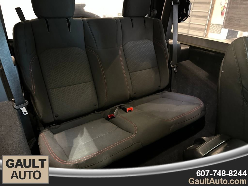 Used 2021 Jeep Wrangler Rubicon AWD/4WD image 14
