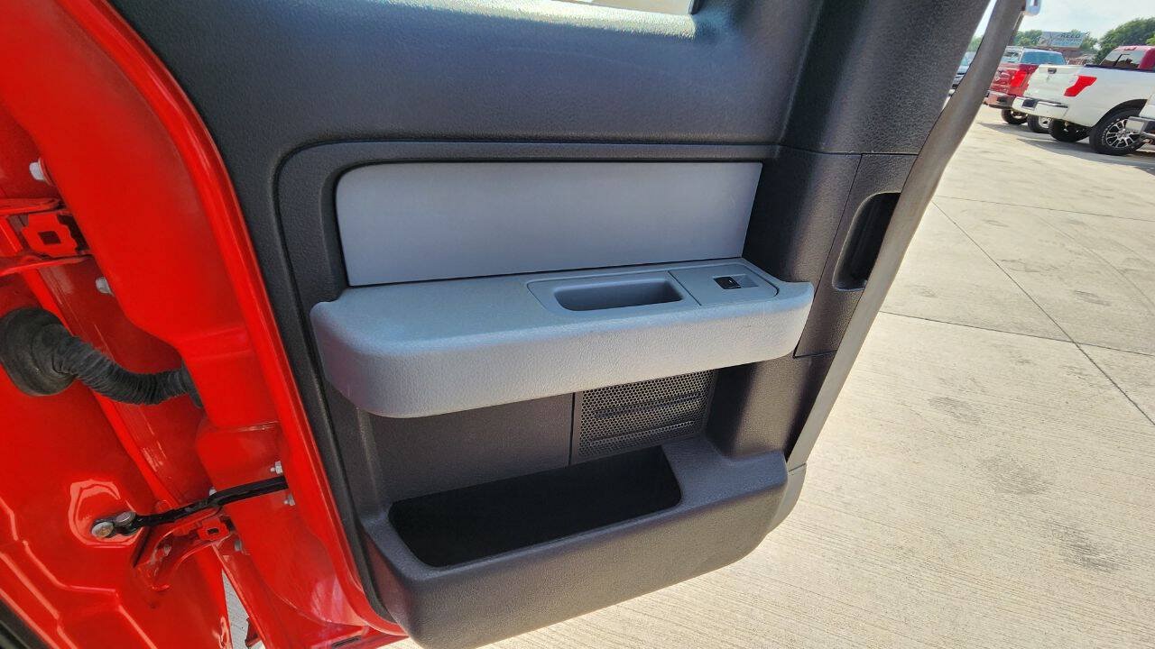 Used 2013 Ford F150 STX w/ Mid Equipment Group AWD/4WD image 19