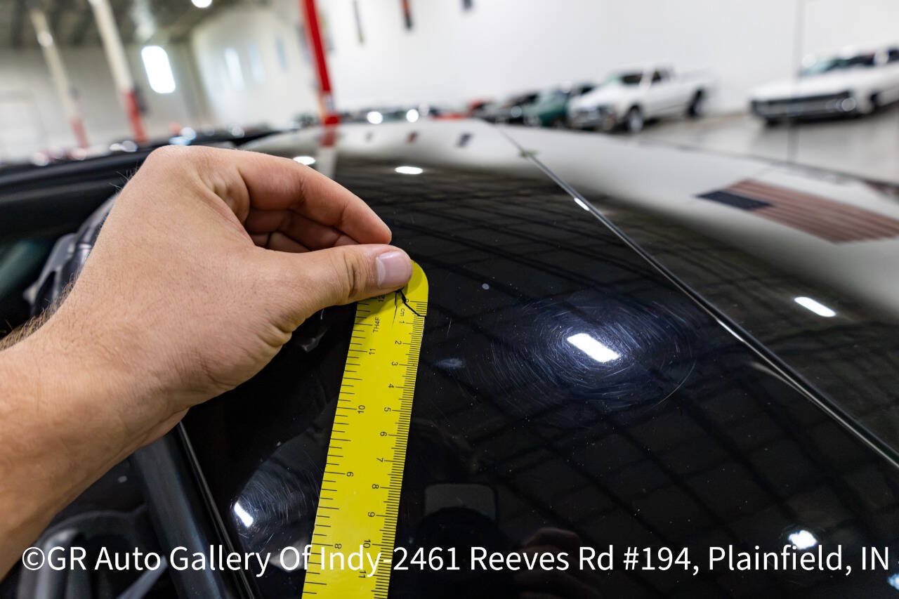 Used 1993 Chevrolet Camaro Z28 RWD image 25