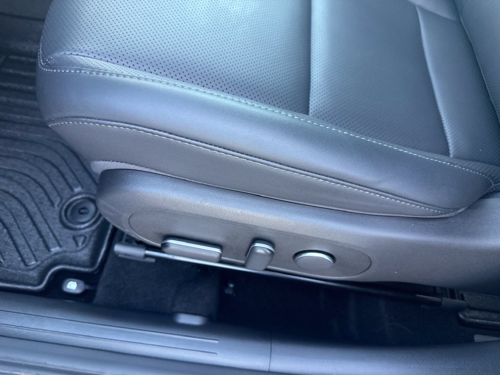 Certified 2026 Hyundai Kona Limited AWD/4WD image 11