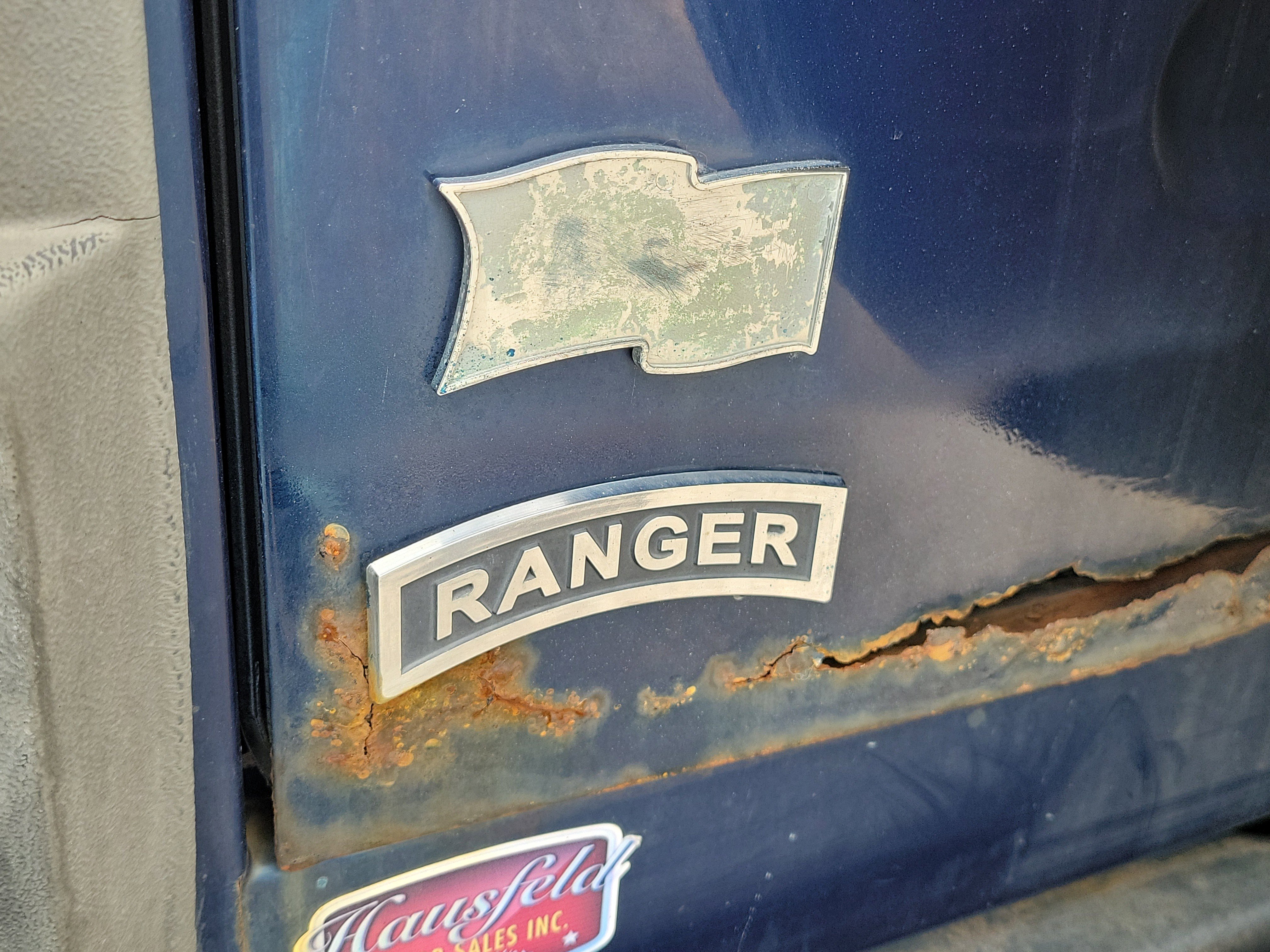 Used 2004 Jeep Wrangler X AWD/4WD image 6