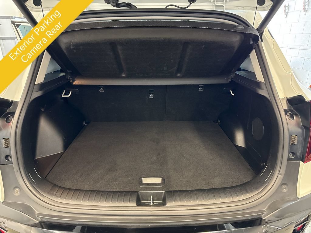Certified 2024 Kia Seltos SX w/ SX Sunroof Package AWD/4WD image 19
