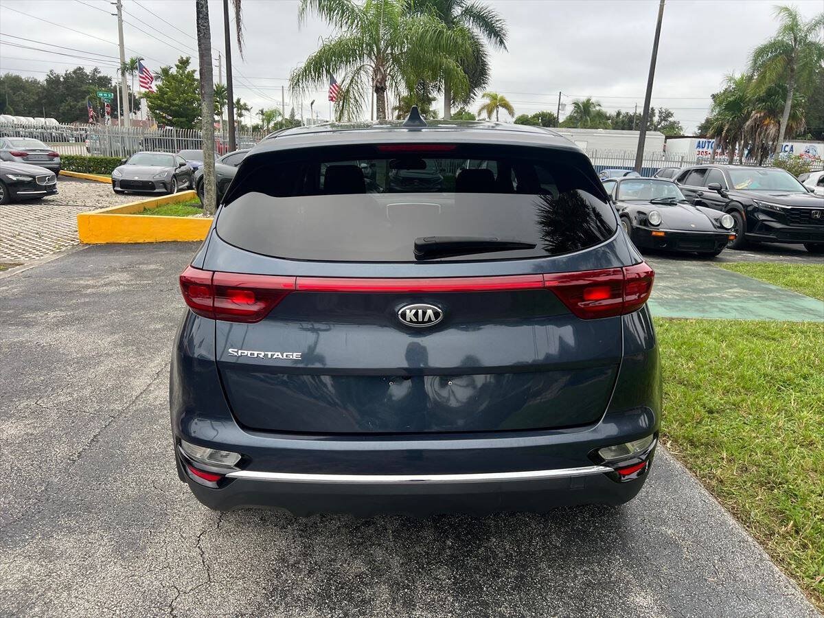 Used 2022 Kia Sportage LX FWD image 6