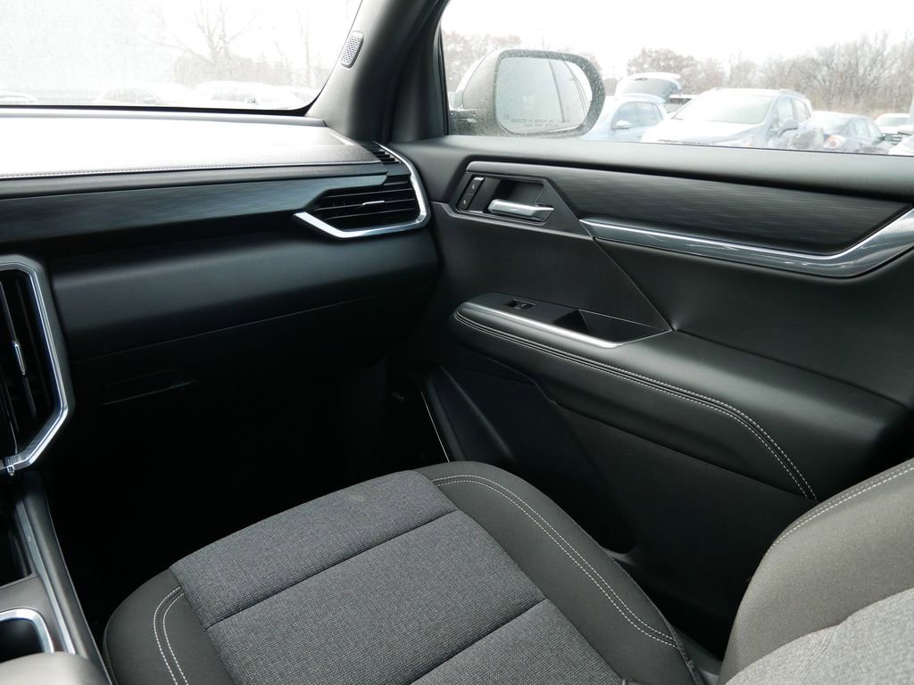 Used 2025 GMC Acadia Elevation AWD/4WD image 20