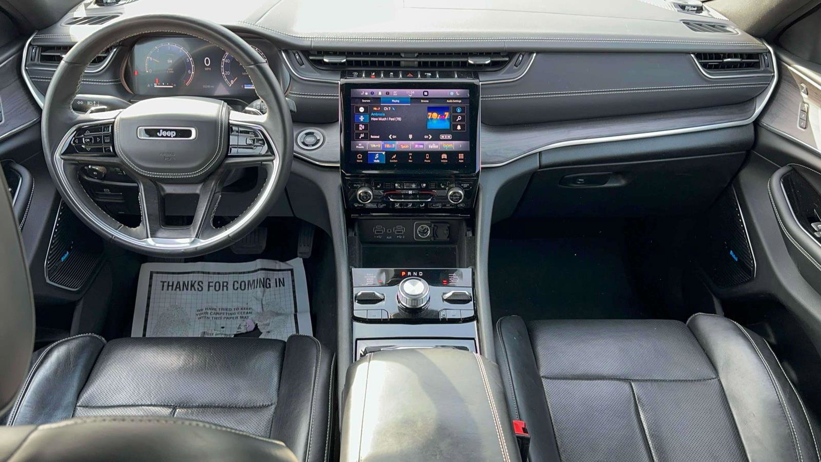 Used 2022 Jeep Grand Cherokee Overland w/ Luxury Tech Group IV image 11