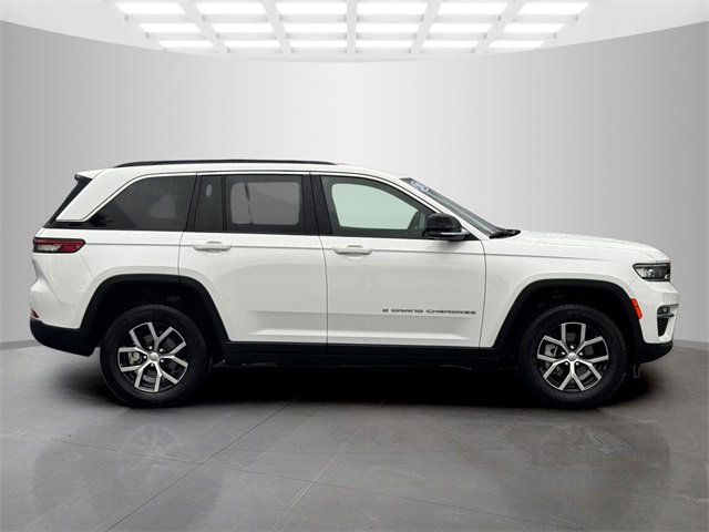 Certified 2024 Jeep Grand Cherokee Limited image 8