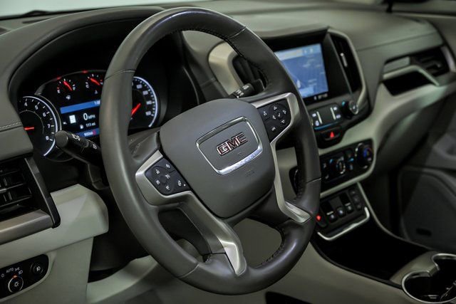 Used 2019 GMC Terrain Denali w/ Advanced Safety Package image 17