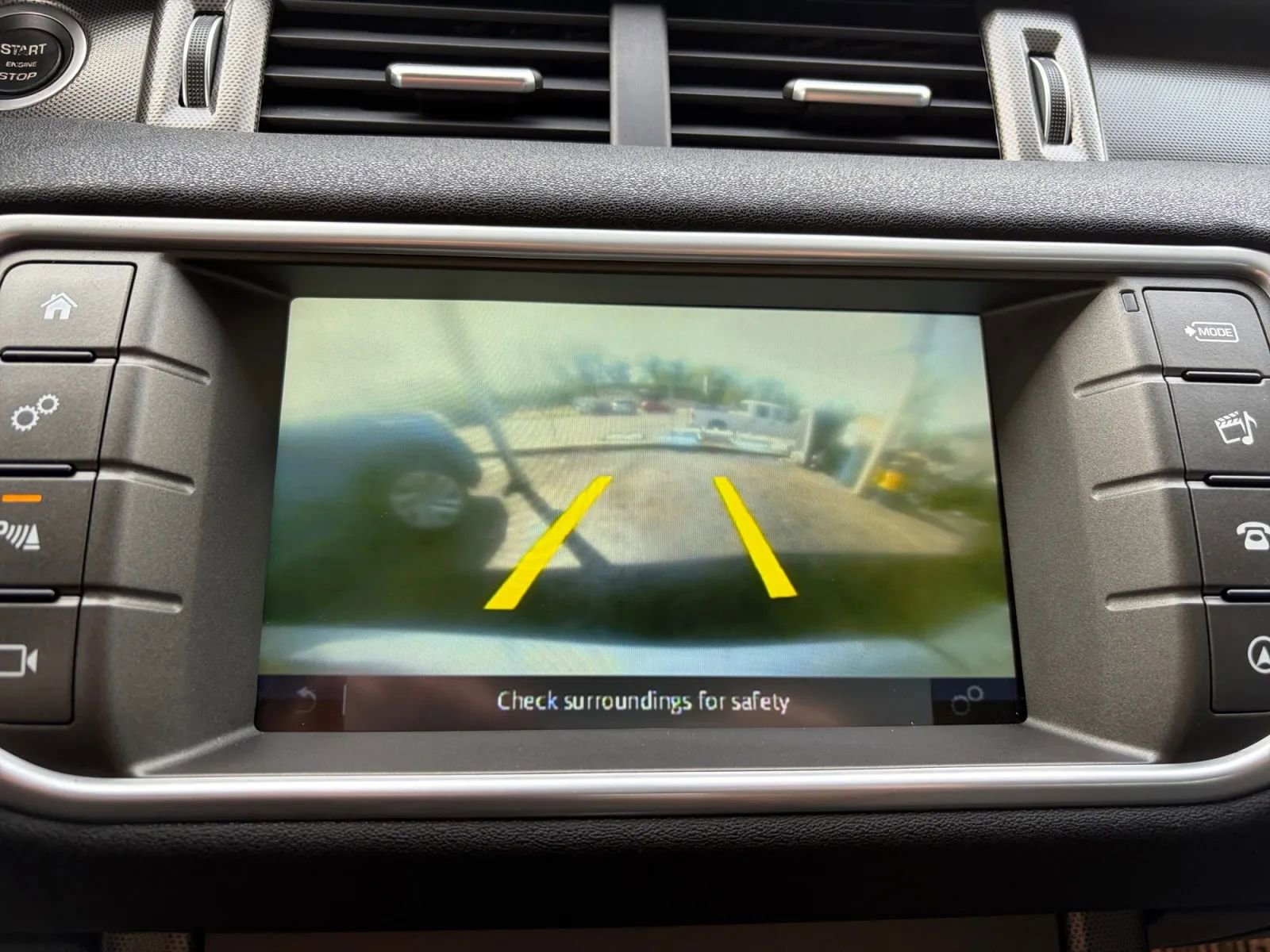 Used 2018 Land Rover Range Rover Evoque SE Premium AWD/4WD image 34