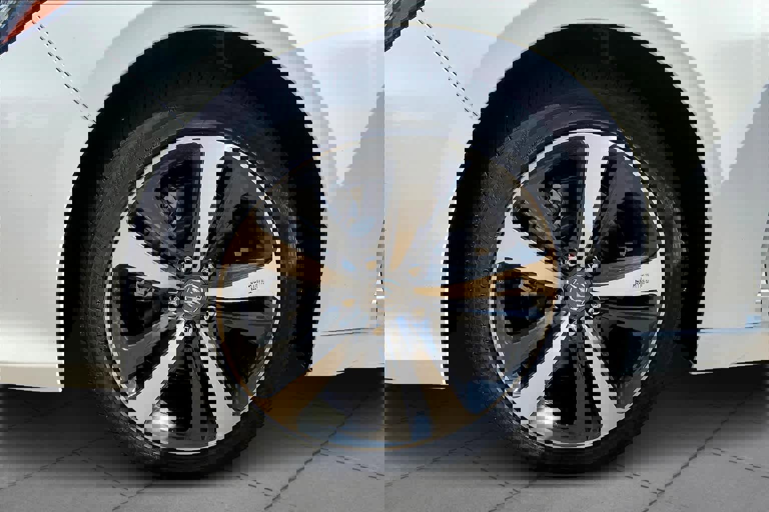 New 2025 Acura TLX w/ Technology Package image 12