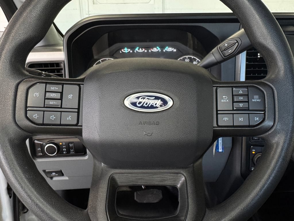 Used 2023 Ford F250 XL AWD/4WD image 15